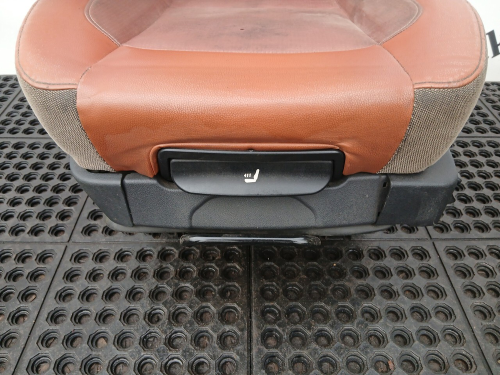 Сиденье водительское пневматическое 2023г