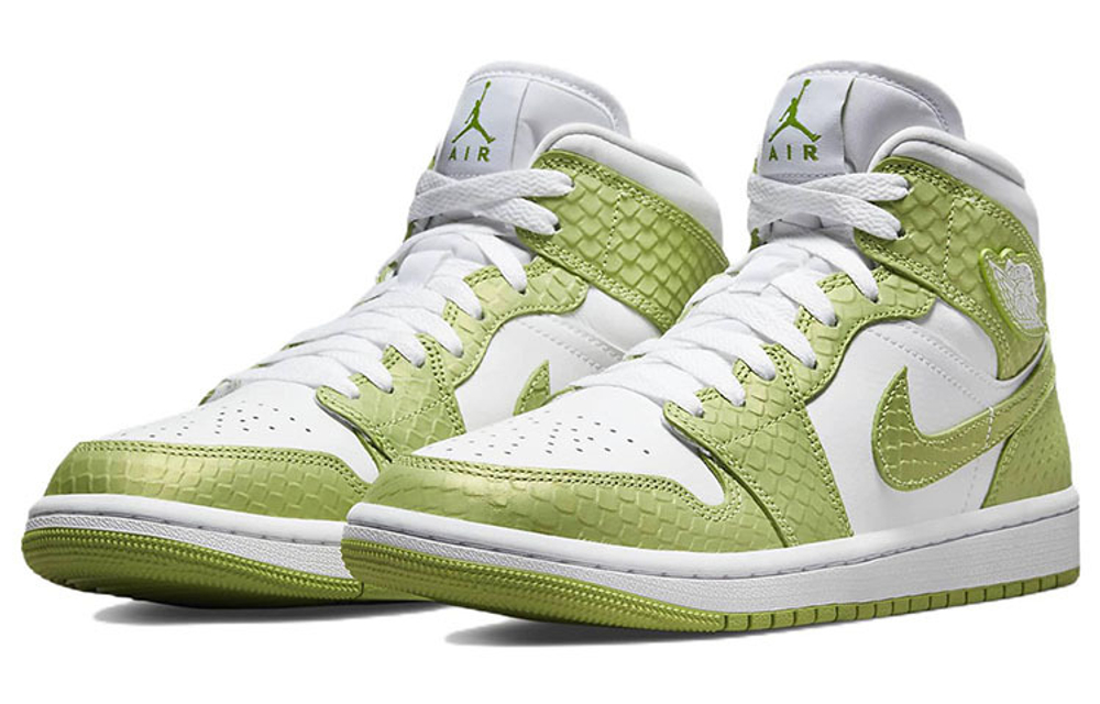 Кроссовки Jordan Air Jordan 1 Mid Se V2 "Green Python" (Женская размерная сетка)