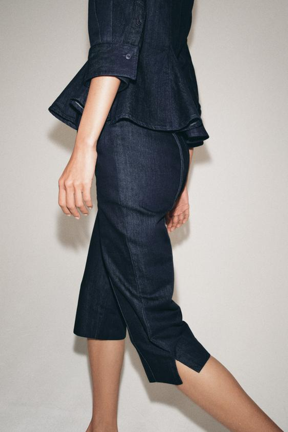 ZARA ДЖИНСЫ КАПРИ — ZW COLLECTION, СИНИЙ