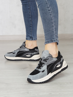 Кроссовки женские демисезонные