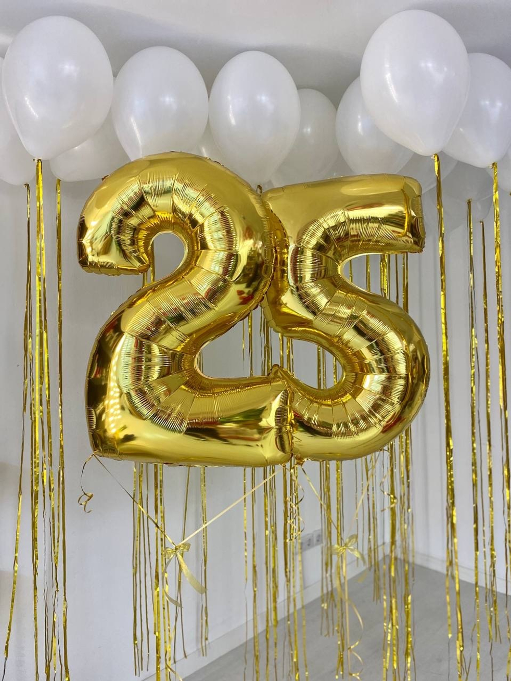 Воздушные шары на потолок с дождиком, белые №2753