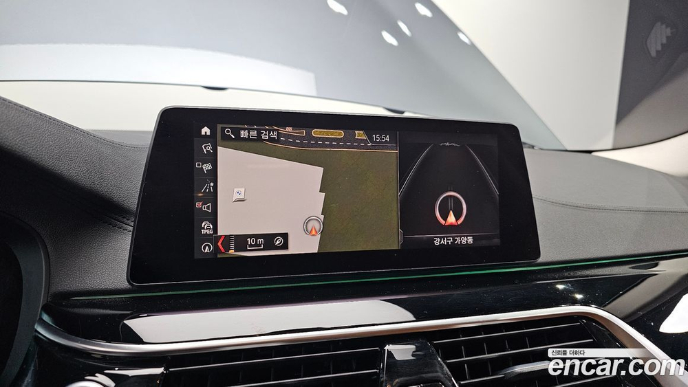 BMW 5 Series (G30) 520i Luxury (08.2019)