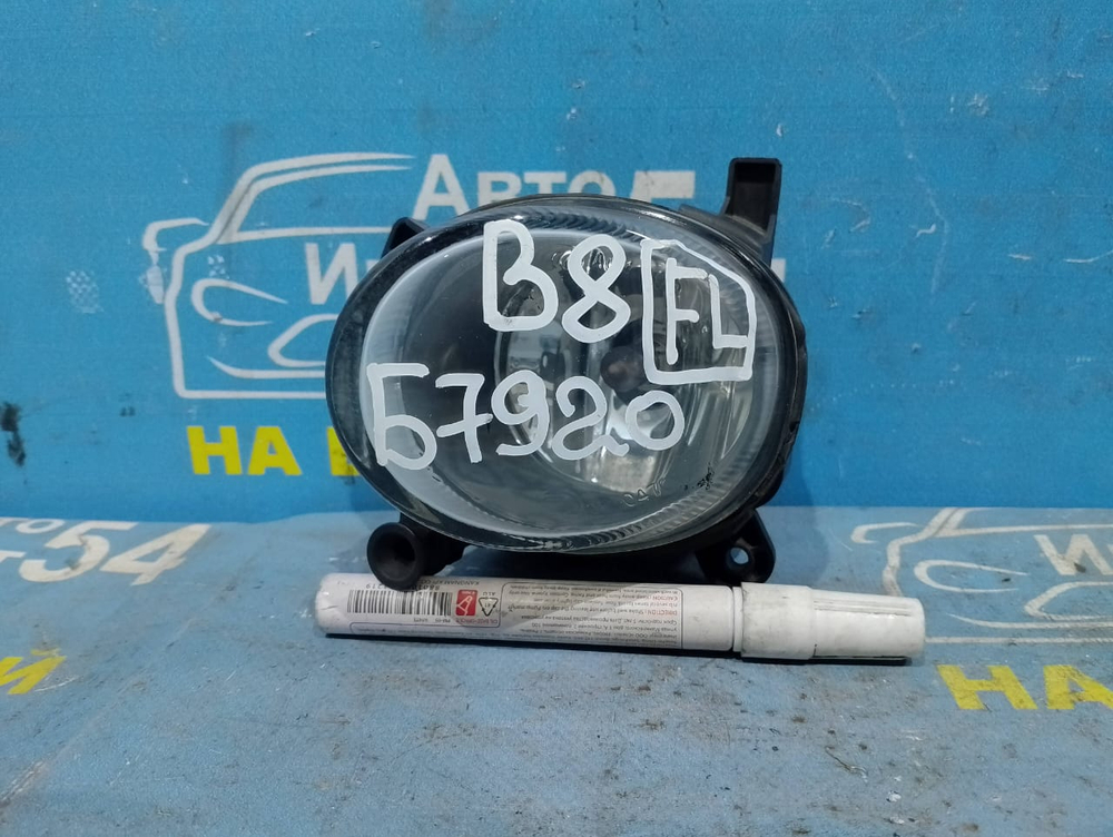 Туманка левая AUDI A4 2008-2012