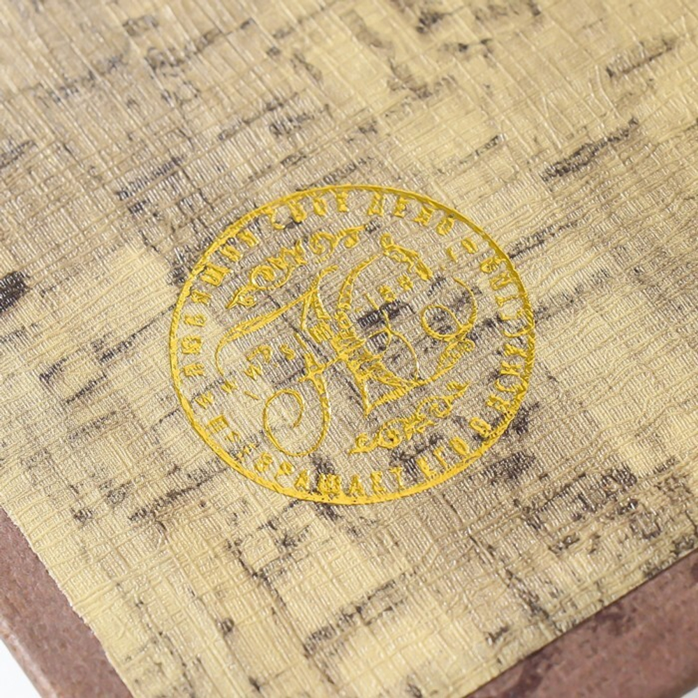 9078984 Сейф-книга дерево кожзам "Лошадь"