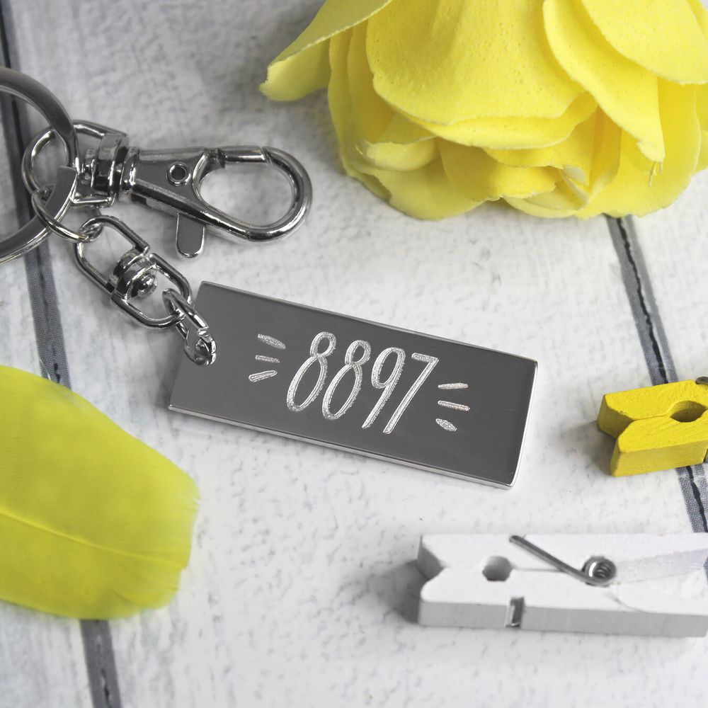 Прямоугольный брелок с гравировкой на заказ