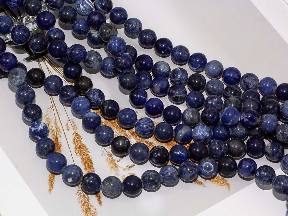 Нить бусин из содалита 10мм