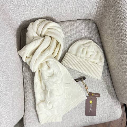 Комплект Loro Piana (шапка + шарф)