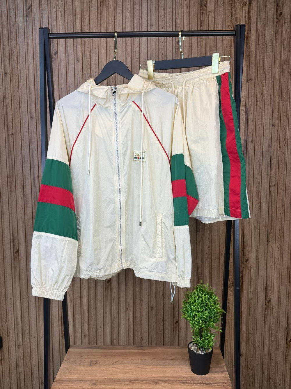 Прогулочный костюм Gucci