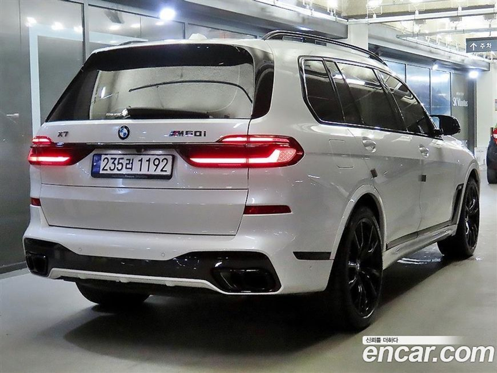BMW X7 (G07) M60i xDrive M Sports 6-и местный (01.2024)