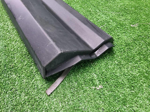 Накладка двери задняя правая Geely Coolray (19-24)