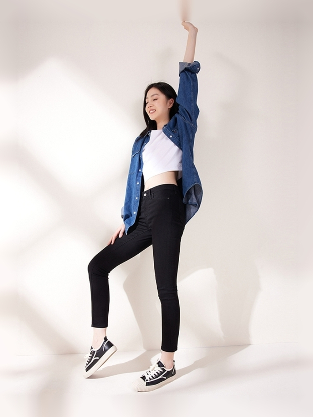 Женские облегающие джинсы с завышенной талией Levi's 721 High Rise Skinny 18882-0024