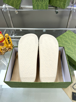 Gucci Slide