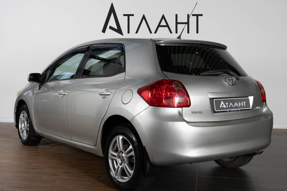 Toyota Auris, 2007 год
