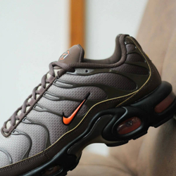 Nike Air Max Plus “Baroque Brown”