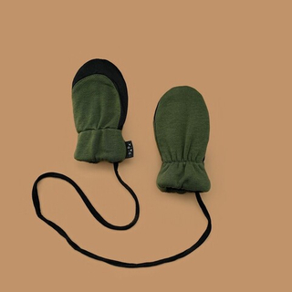 Утепленные варежки (еловый)