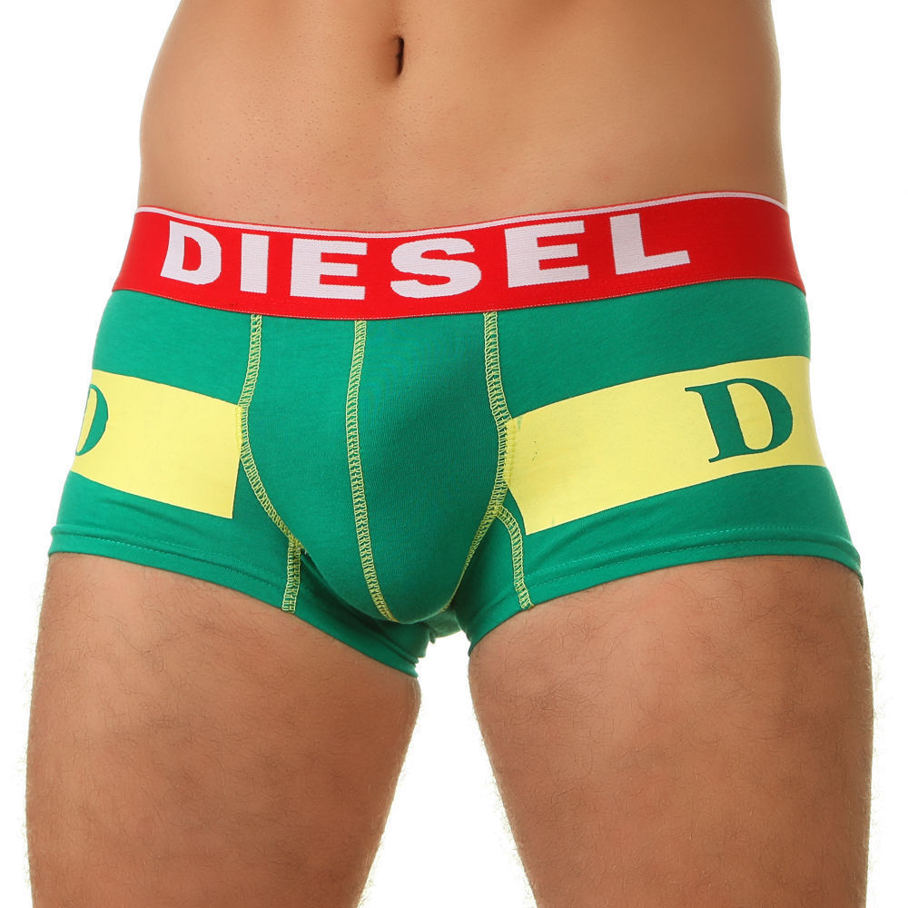 Мужские трусы боксеры зеленые с надписью DIESEL