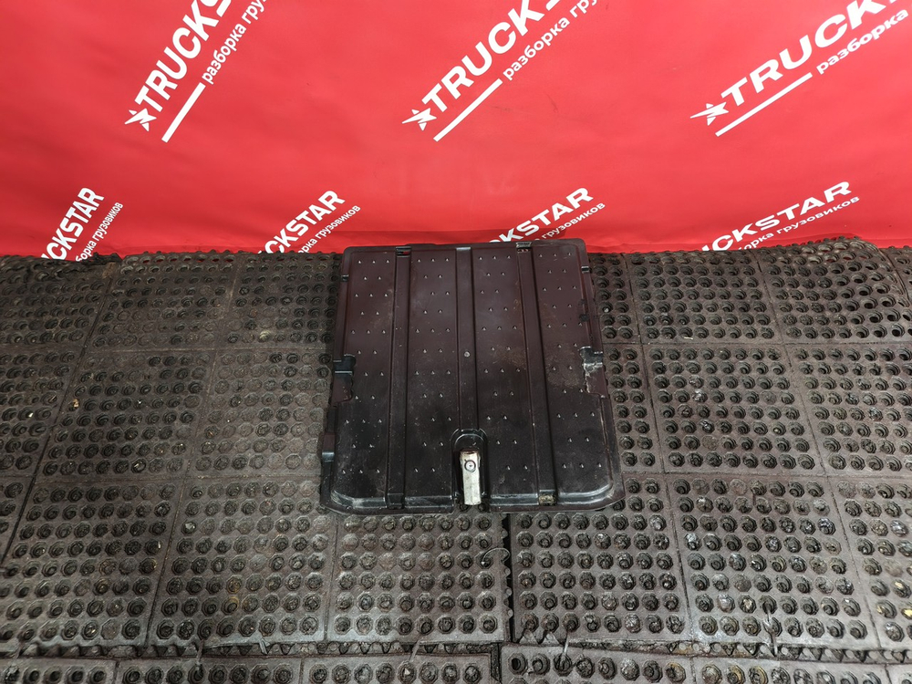 Крышка ящика АКБ 2019.г