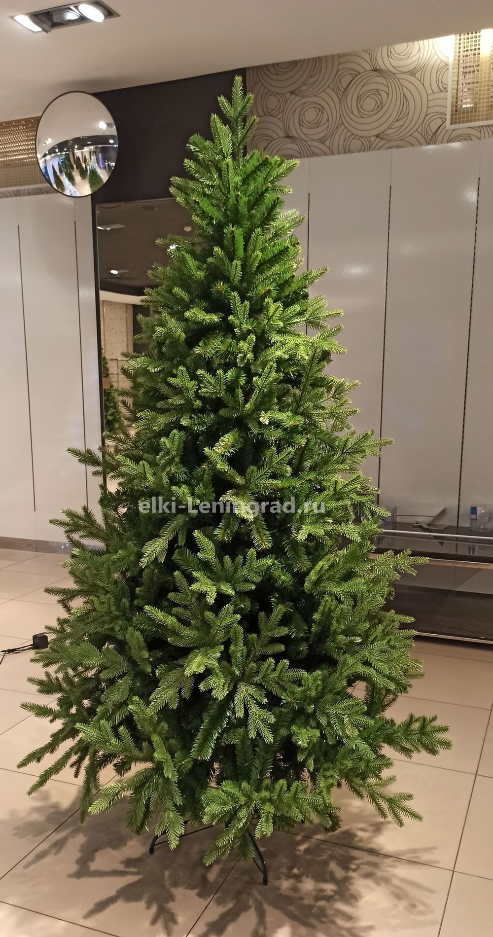 Искусственная ель «Валерио» (Литая+пвх) 270 см / 2.7 м