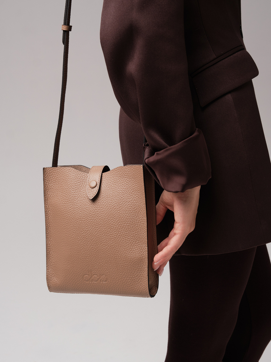 Женская кожаная сумка кросс-боди DBR 30919 капучино