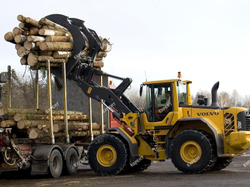 Бревно захват на Экскаватор-погрузчик New Holland