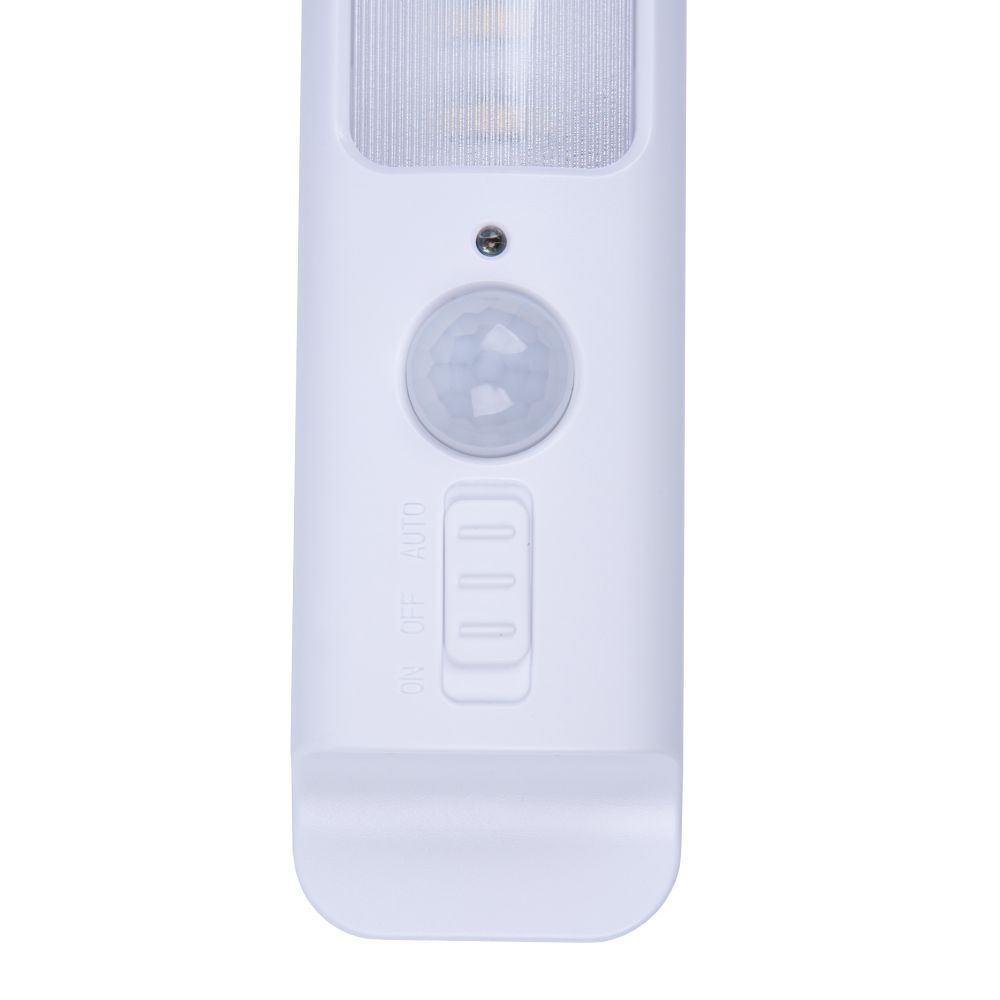 ULM-F47-0.9W-4500K-3AA SENSOR IP20 WHITE Светильник светодиодный для мебели с датчиком движения. Питание 3АА не в-к. 200x42x36.5мм. 150Lm. ТМ Uniel