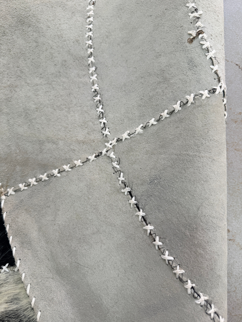 Ковер овальный натуральный Телячья шкура , 240х140