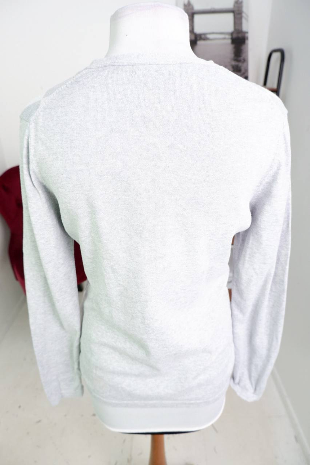 Джемпер Tommy Hilfiger стильный, маркировка М, визуально 46 размер