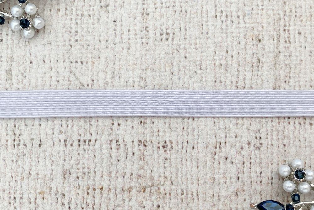 Резинка продежка, пр-во Россия, ш. 1 см, белый