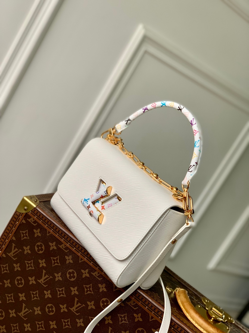 Louis Vuitton Twist MM Slim