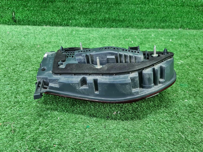 Фонарь правый внутренний BMW 7er G11 (2015-2019)