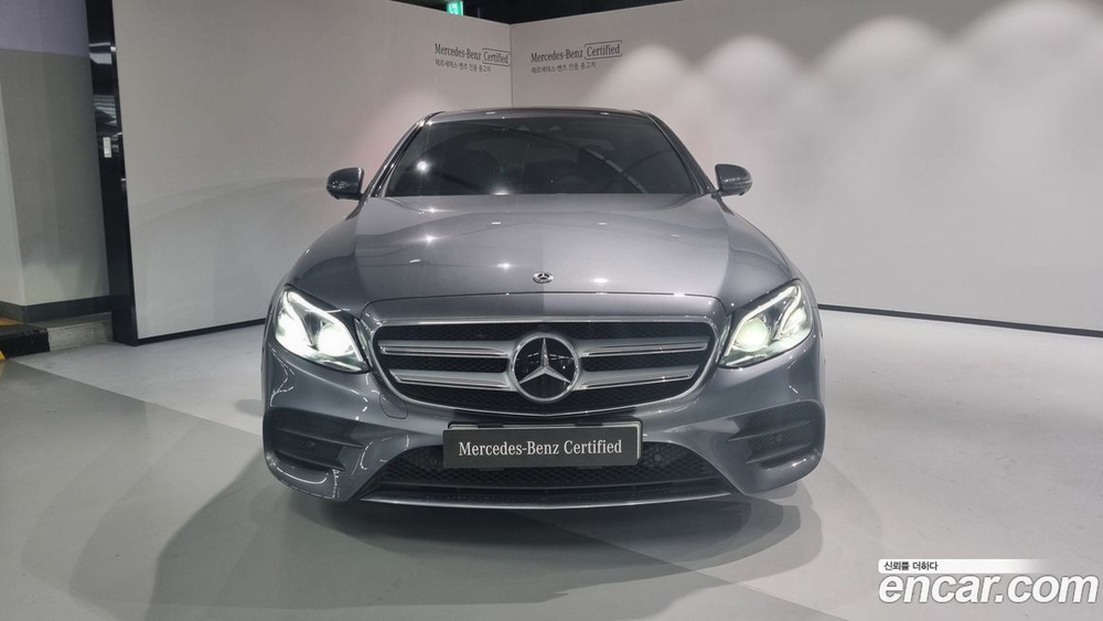 Mercedes-Benz E-Class W213 E300 4MATIC AMG Line (06.2020)