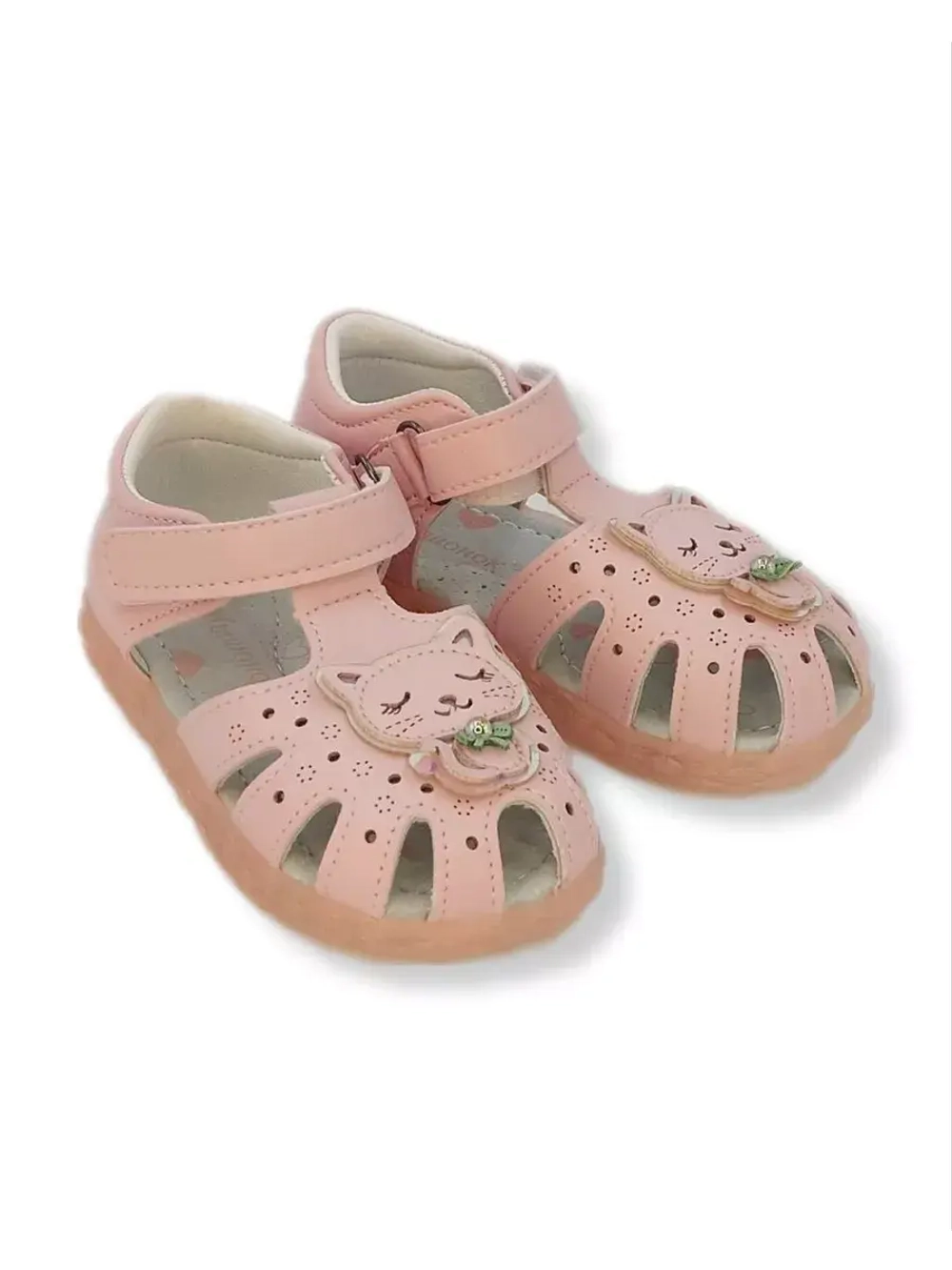 Сандалии для девочки праздничные светящиеся.