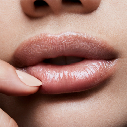 MAC Cosmetics Lipglass - блеск для губ, 3,1 ml