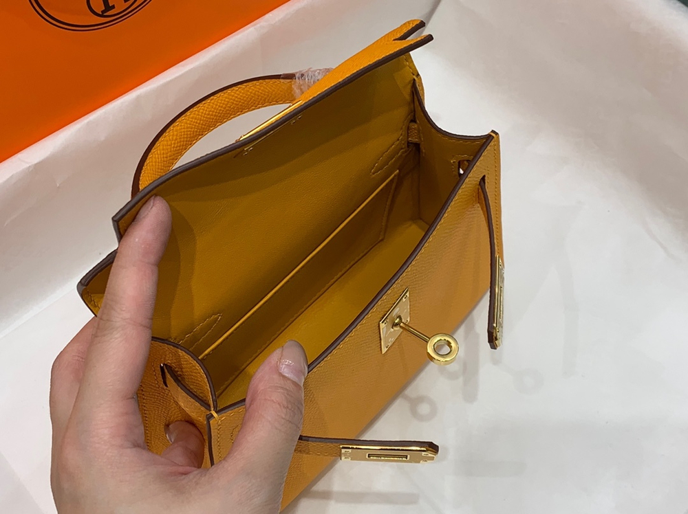 Hermes Kelly 19