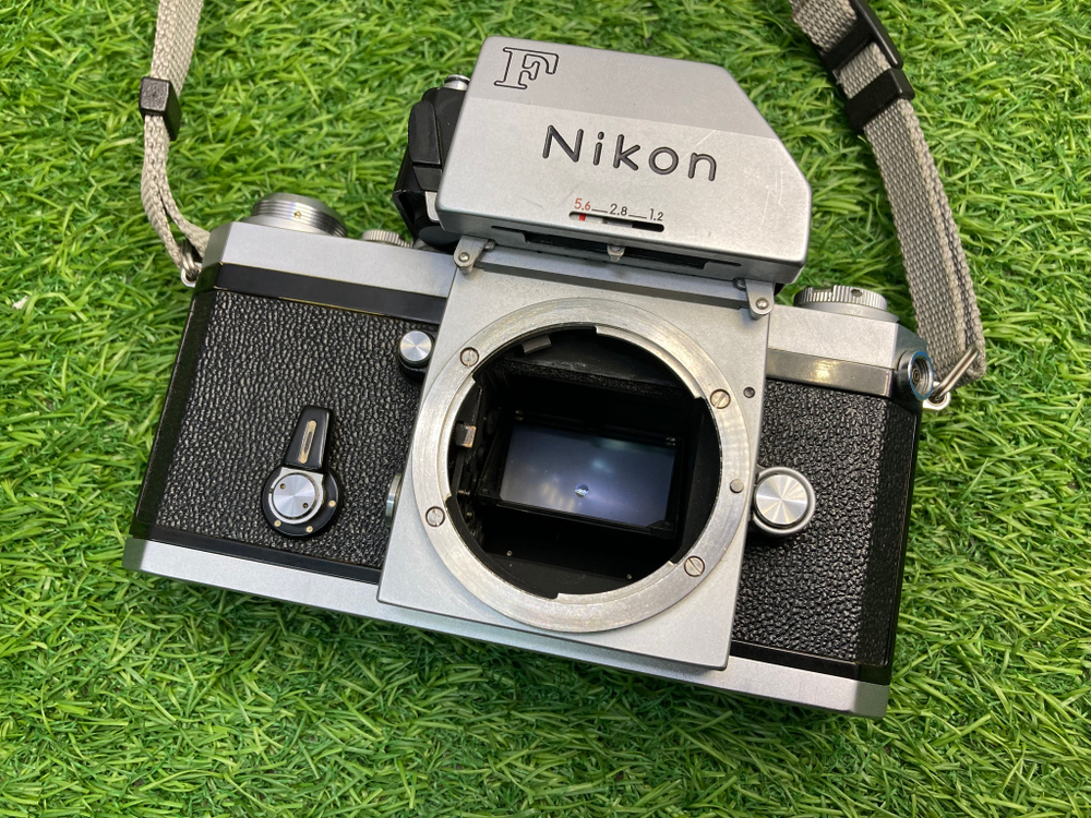 Nikon F