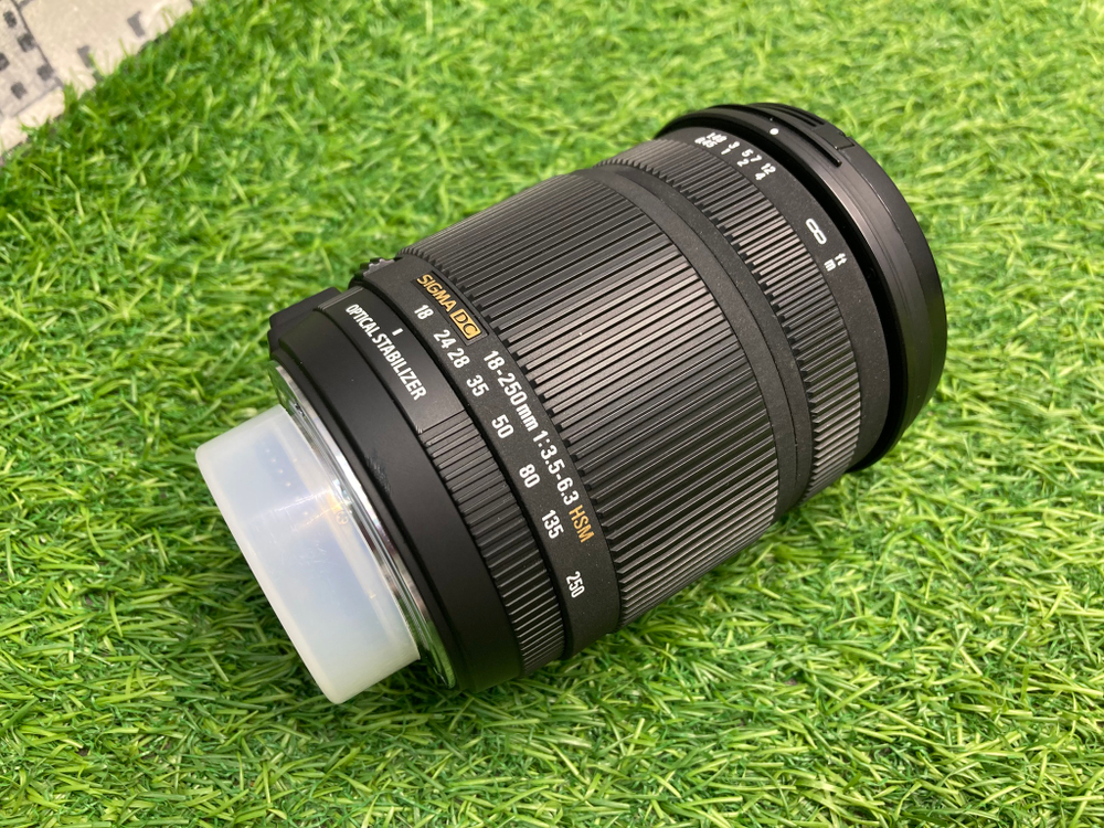Sigma AF 18-200mm 3.5-6.3 DC OS HSM Nikon F