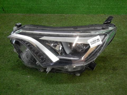 Фара левая Toyota Rav 4 CA40 (2015-2019) LED