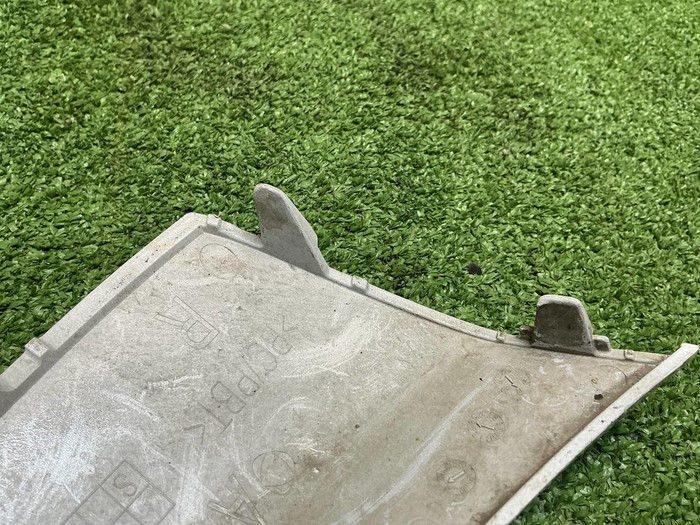 Накладка перед бампера Mercedes C w205 (18-23) AMG