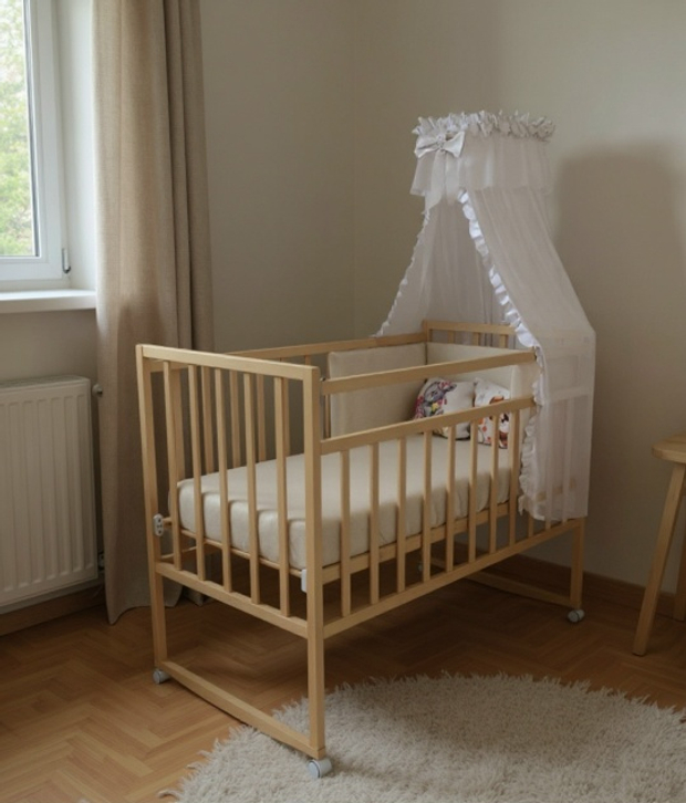 Кроватка для новорожденных ( колесо ,качалка )