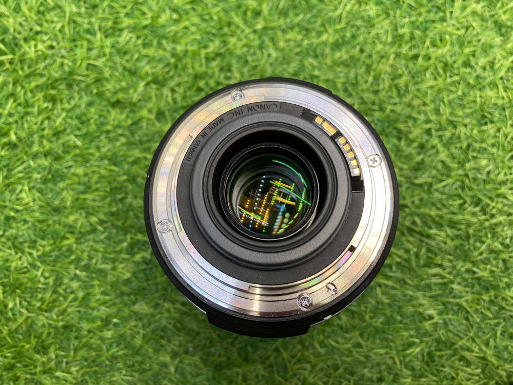 Canon EF-S 18-200mm 3.5-5.6 IS