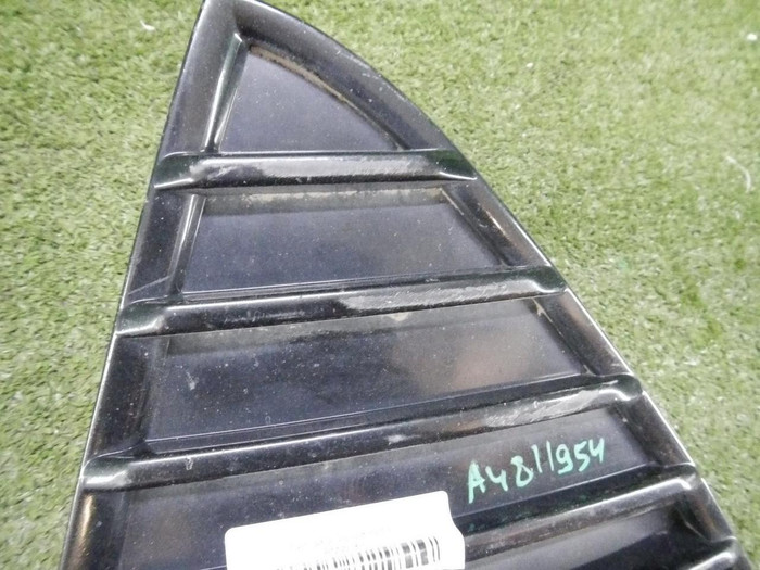 Решетка переднего бампера левая Ford Focus 3 (2011-2015)