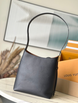 Louis Vuitton Low Key Hobo PM