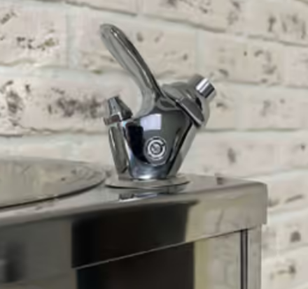 Питьевой фонтанчик модель ФП-КМ4 из нержавеющей стали  (с краном поилкой)