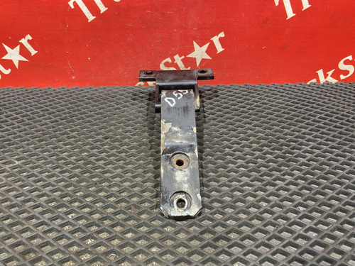 Петля капота 2018г