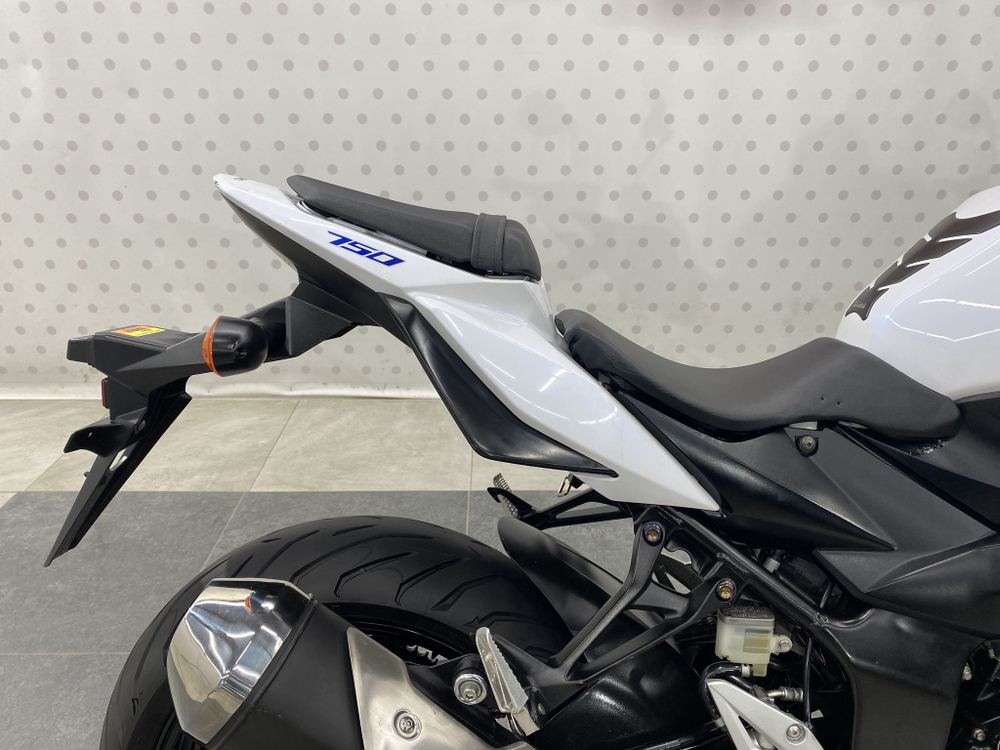 Suzuki GSR750 A , 2012