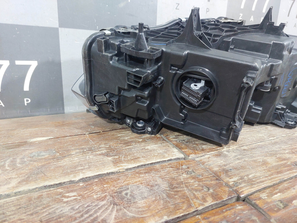 Фара левая Adaptive LED BMW X3 (G01) 17-21 Б/У Оригинал 63117466119
