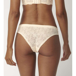 Трусы Triumph Smart Lace Brazilian