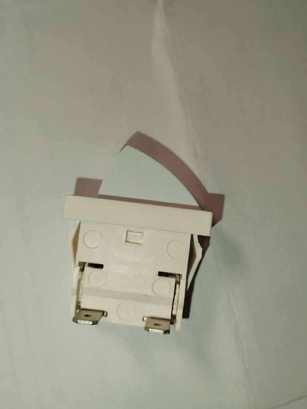 Выключатель света для холодильника самсунг DA34-10138J 2 контакта.