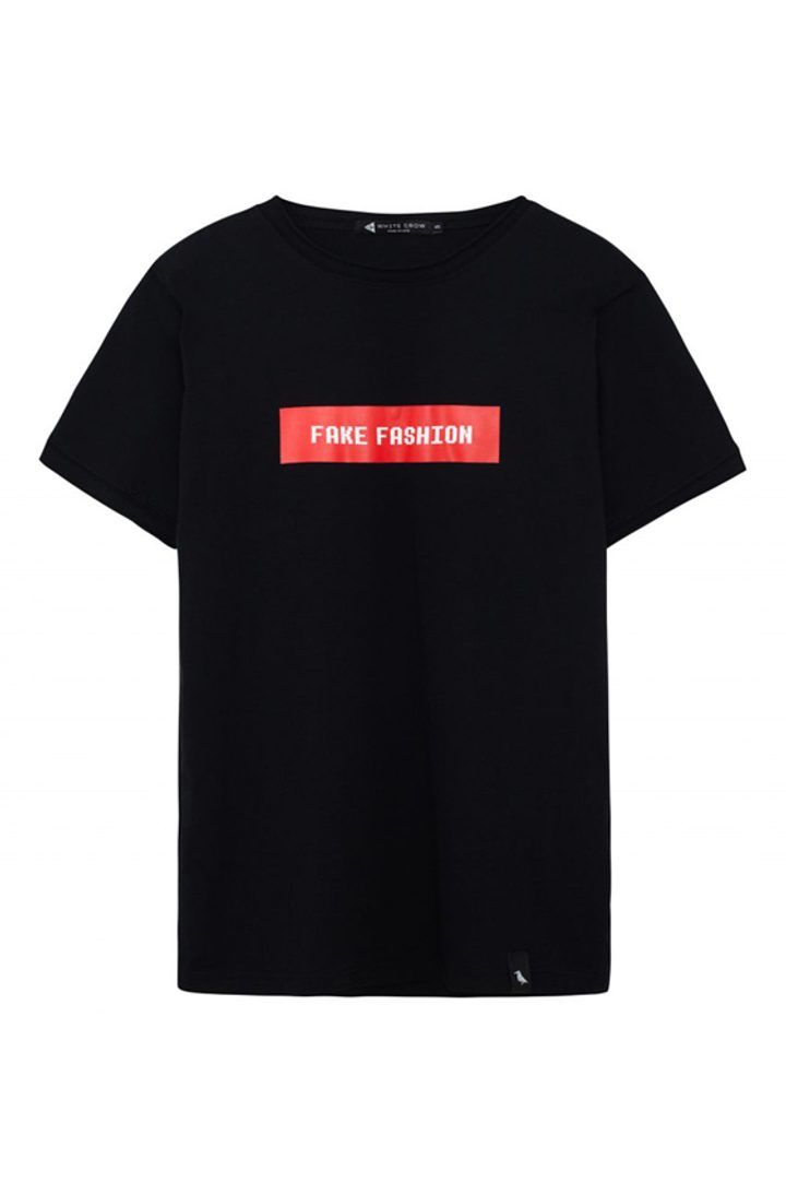 Футболка "Fake Fashion"