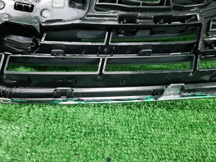 Решетка радиатора Geely Atlas (2016-2022)